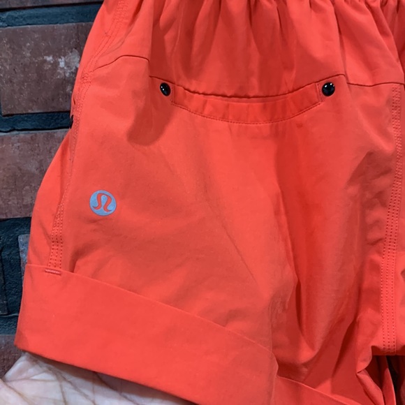 Lululemon shorts - Picture 5 of 8